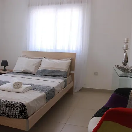 Pietra